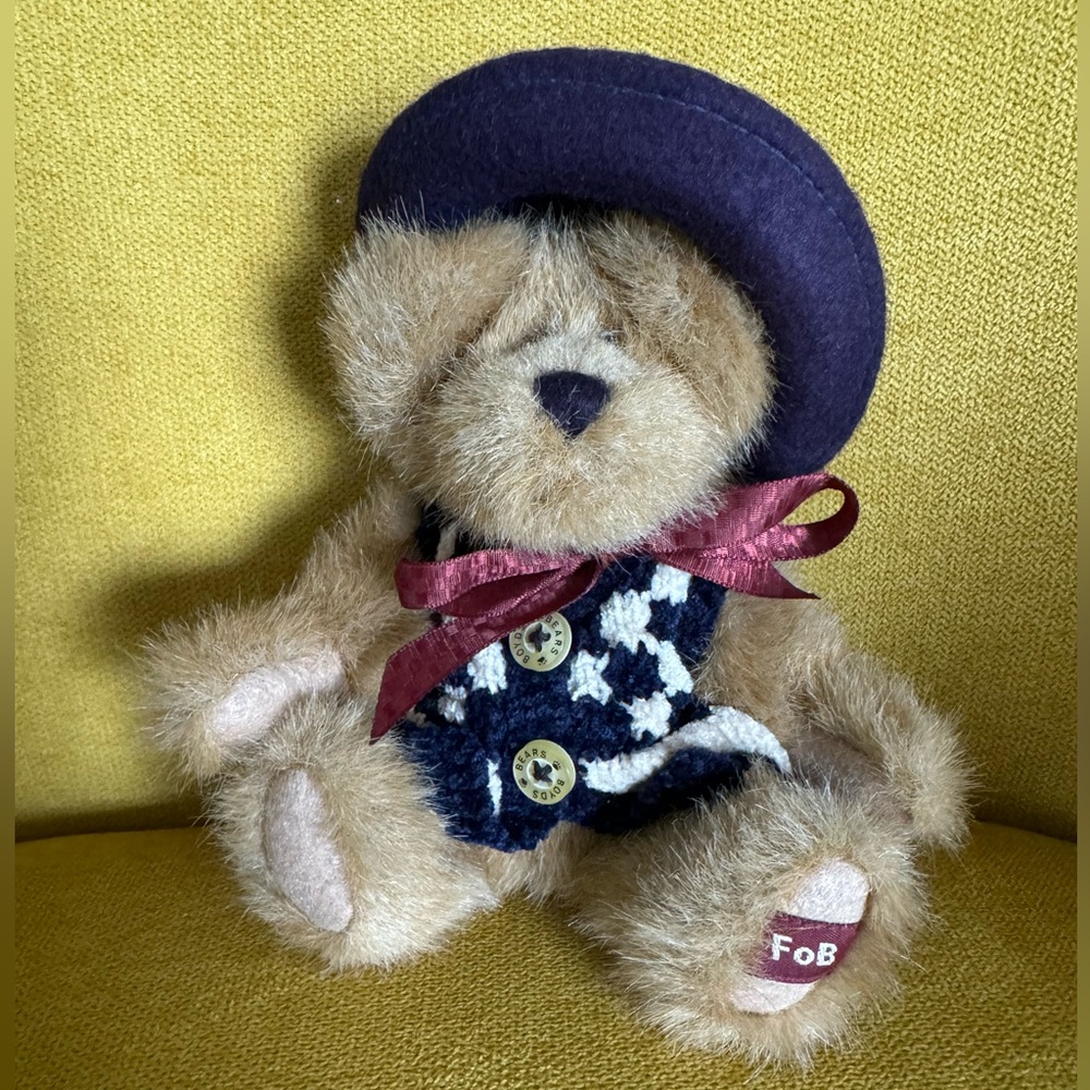 Vintage stuffed Boyds Bear
